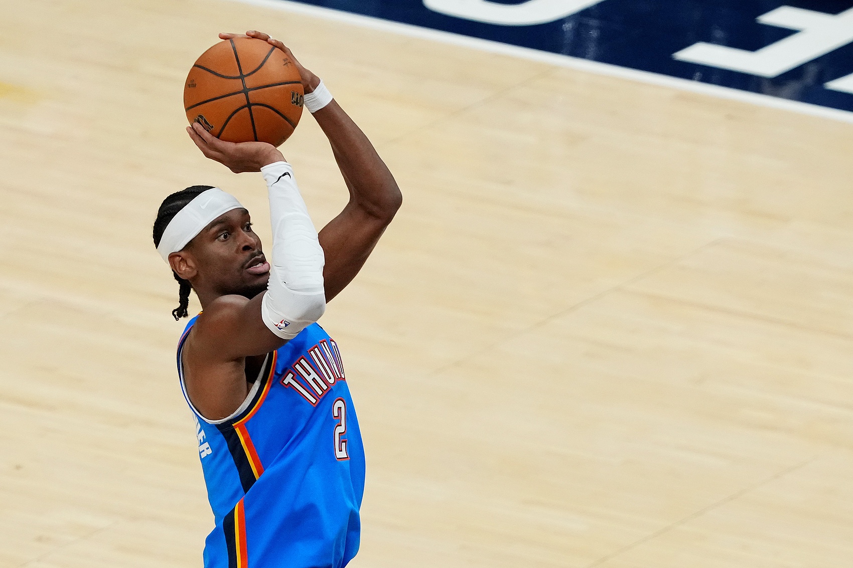 历史第三！亚历山大总决前4场砍下131分 仅次于老巴里&amp;艾弗森