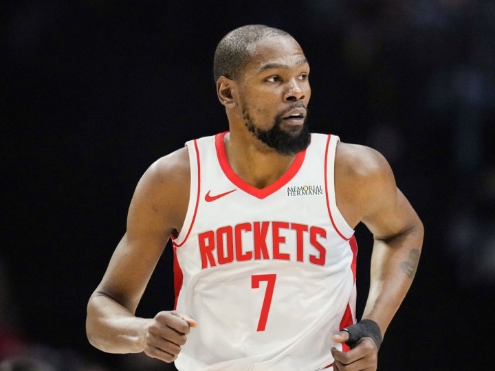 bob半岛体育官网-薪资专家分析：杜兰特两年一亿续约火箭堪称双赢，降薪幅度逾两千万仍达理想平衡