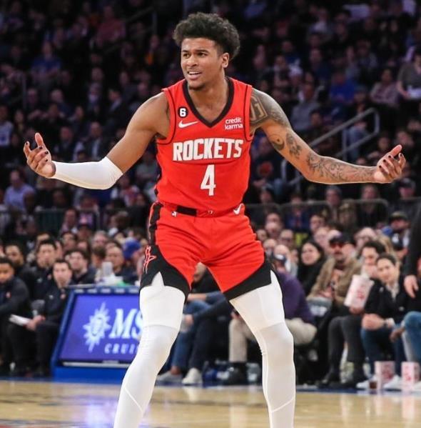 bob半岛体育平台-8人加盟球队！火箭队休赛期补强联盟第1？斯通为航天城送出大礼