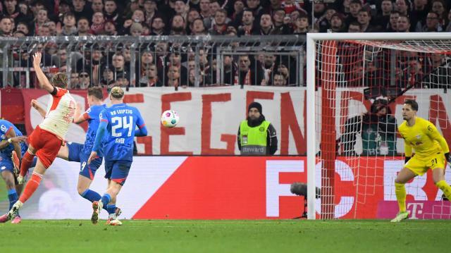 bob半岛体育-萨内后半程危机×3，凯恩进球×2，总算轮到拜仁绝杀