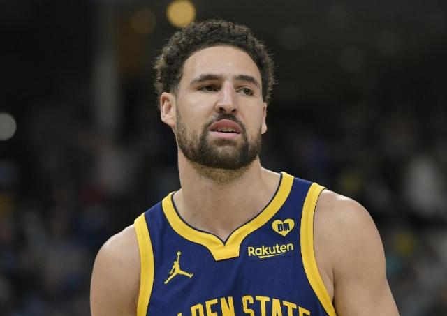 bob半岛体育官网-汤普森亲承愿聆听其他球队报价 已能看到生涯尽头