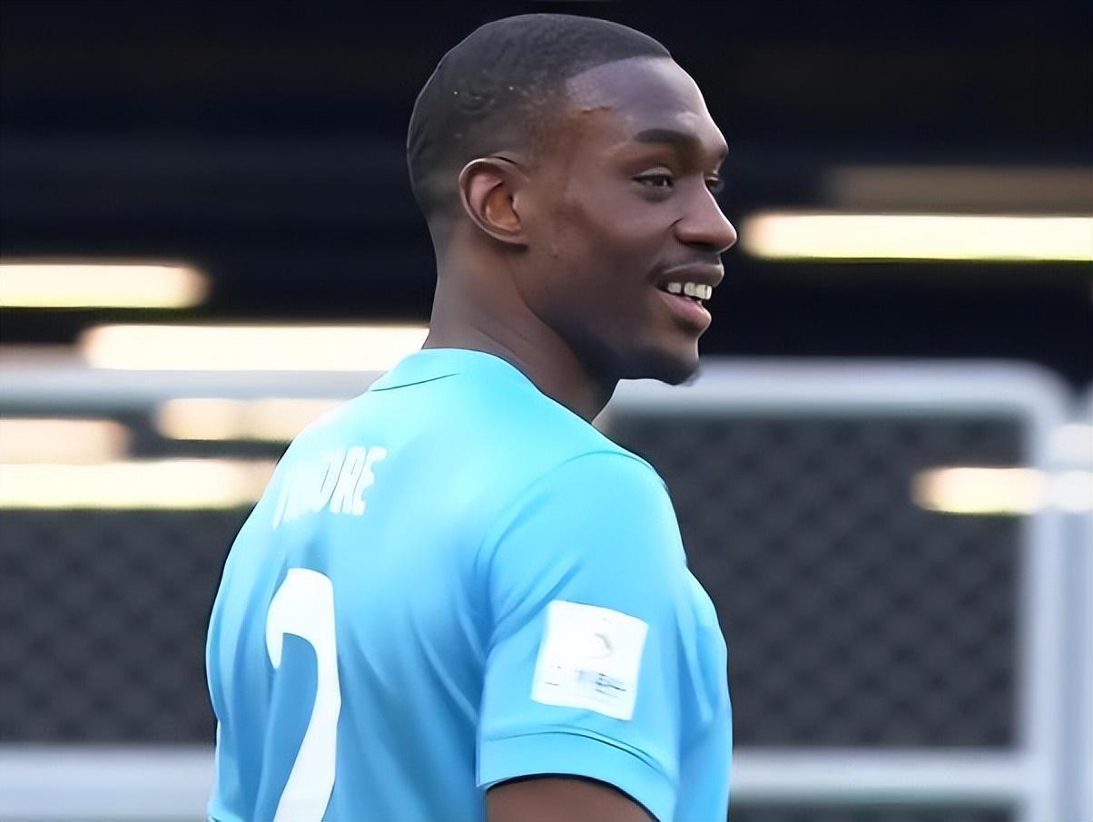 bob半岛体育官方网站-成都蓉城外援中卫补强人选推荐，昔日国安主力值得考虑，引发热议