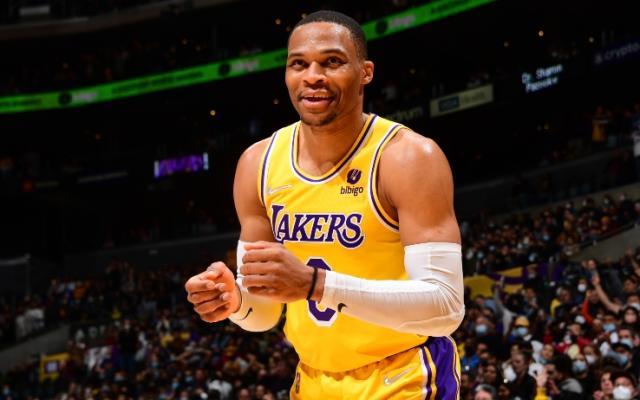 韦少嘴上说不要、身体很诚实，控制失误初见成效