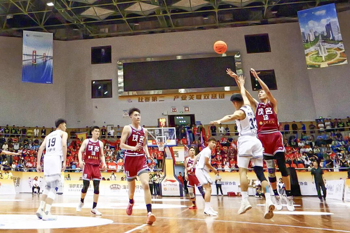 专访“粤BA”茂名队队员李春明：“为家乡而战，是我们勇于拼博的底气”|篮球|广东省|广东省城市篮球联赛|张波|球队_新浪新闻